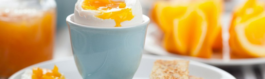 Варене куряче яйце - головний продукт яєчної дієти для схуднення